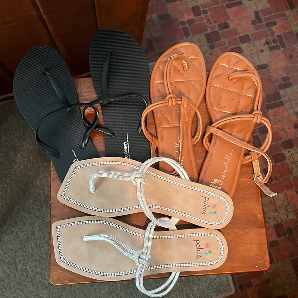 Bundle of Sandler. Lightly worn. Old Navy-Palms-It’s Fashion